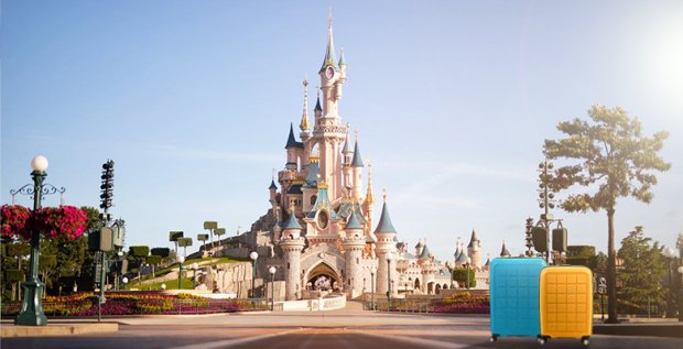 Disneyland Paris Essentials - Our Disneyland Paris Packing List