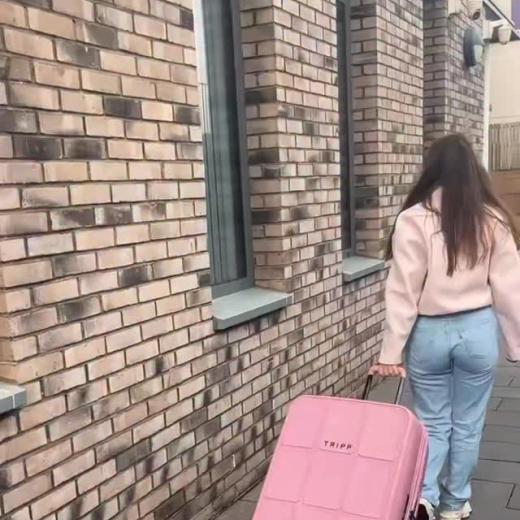 The Cruise collection has 2 styles to choose from: Classic and NEW Dual-Access. This range is built t...